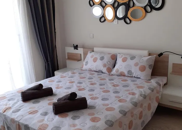 Luxury Cozy Apartment Near Nissi Beach