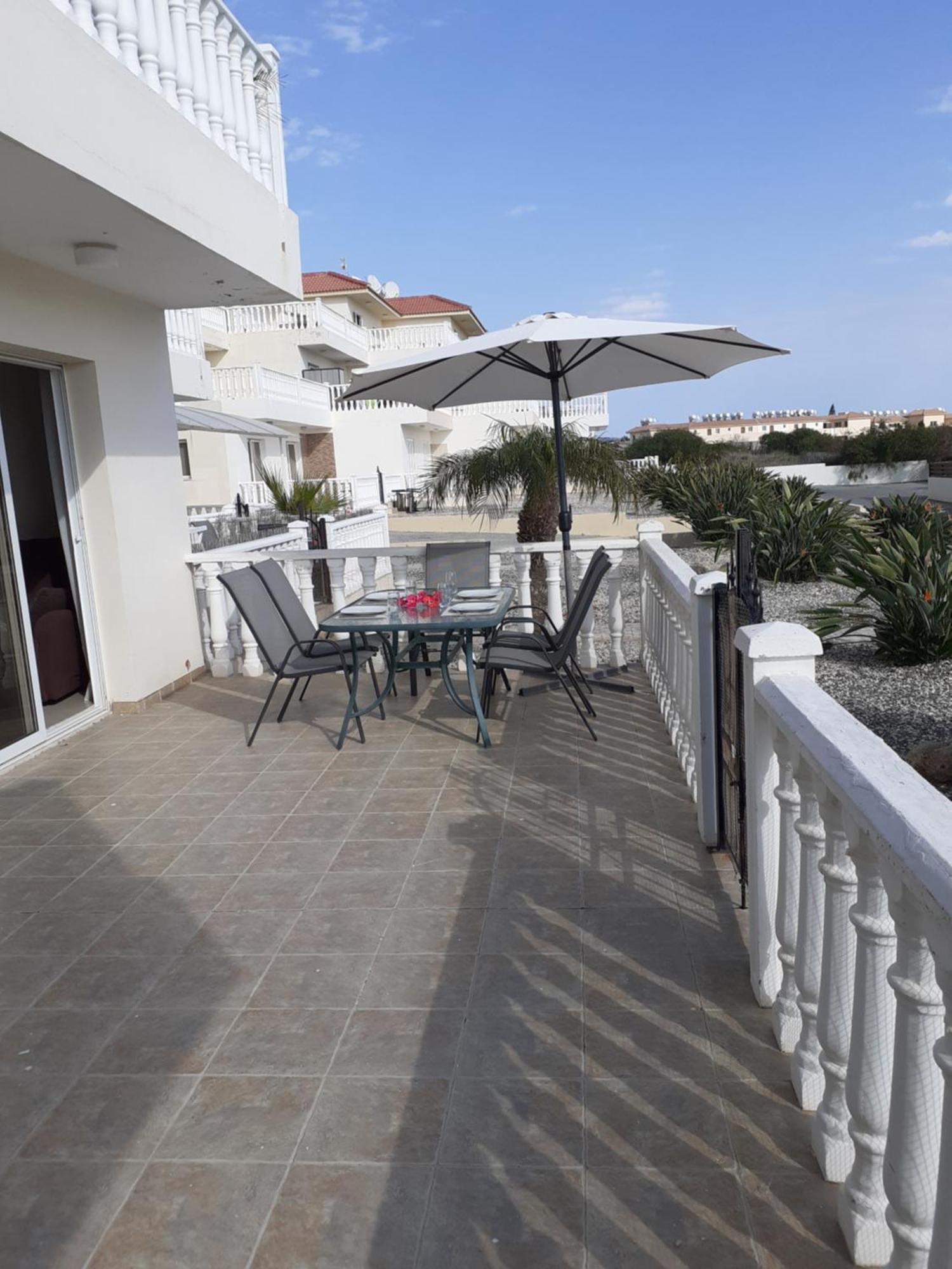 Апартаменти Luxury Cozy Near Nissi