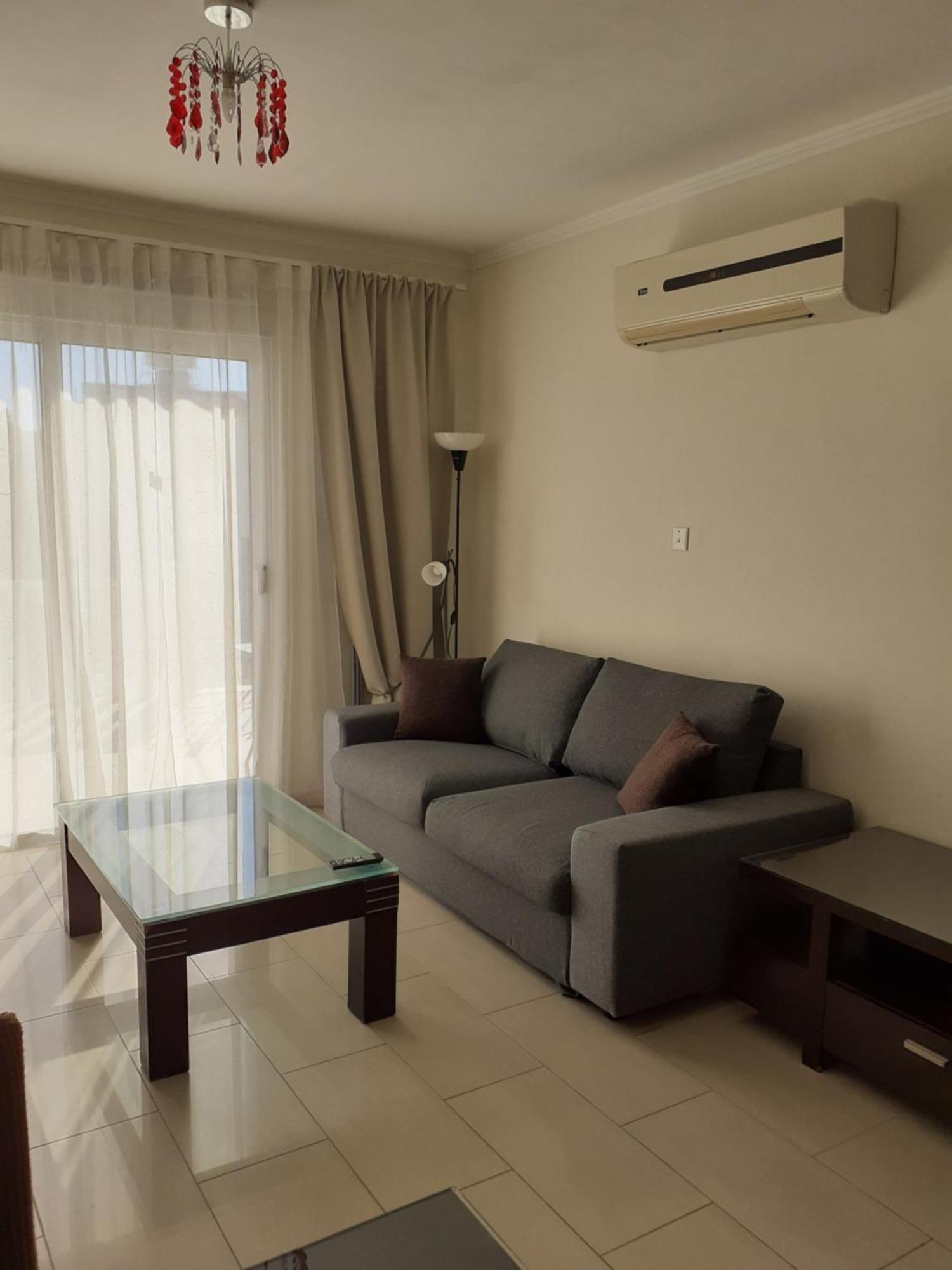 Luxury Cozy Near Nissi Apartment